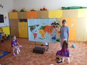 Divadlo Cestujeme kolem světa za pohádkou